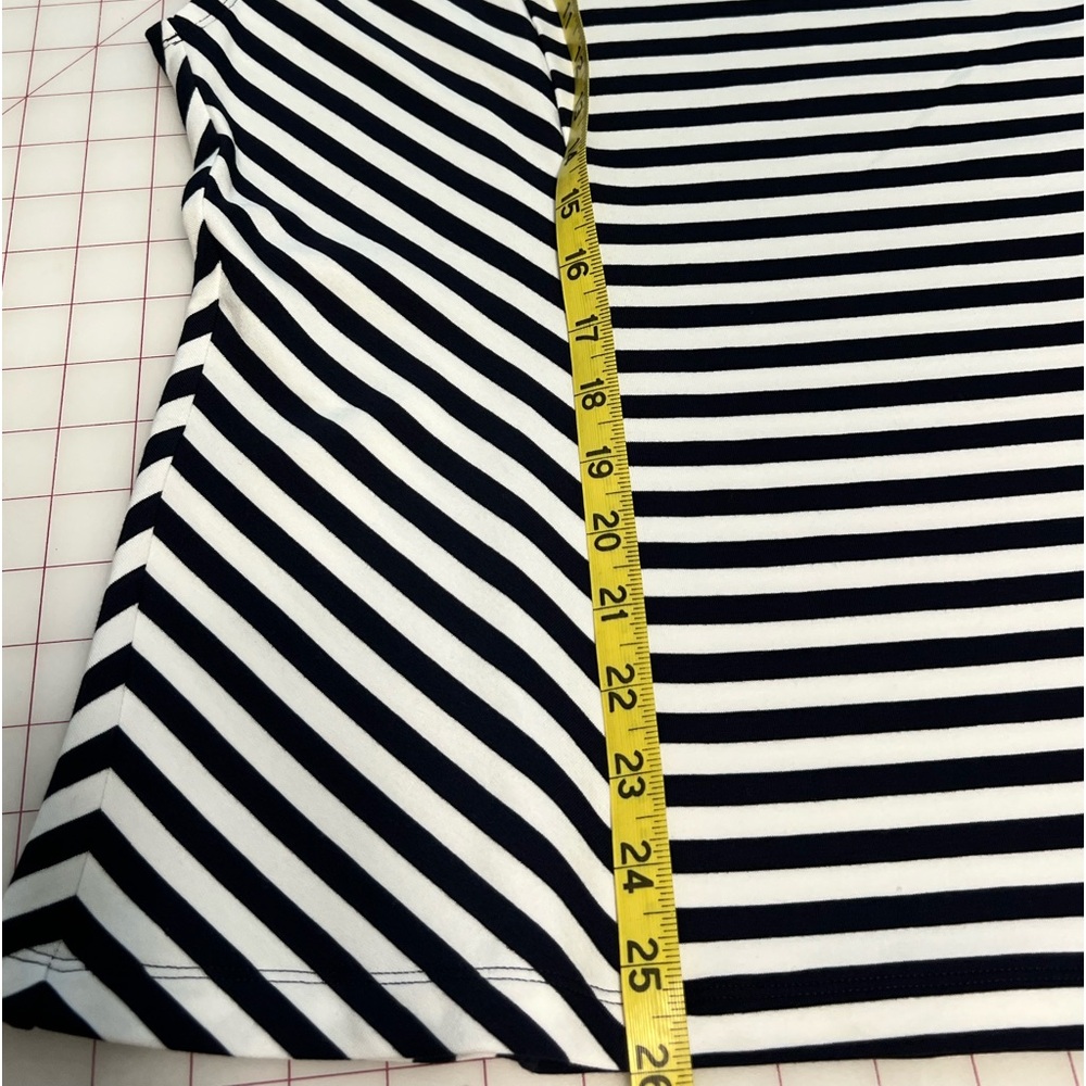 Cabi size L striped knit top / tee. Navy and white. - Picture 3 of 6